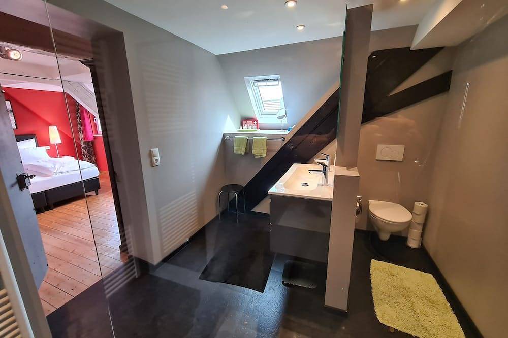 Ganze Wohnung, Ritterhof Suite im Weingut Fitz-Ritter - Vdp/Bio in Bad Dürkheim, Pfälzer Rheinebene
