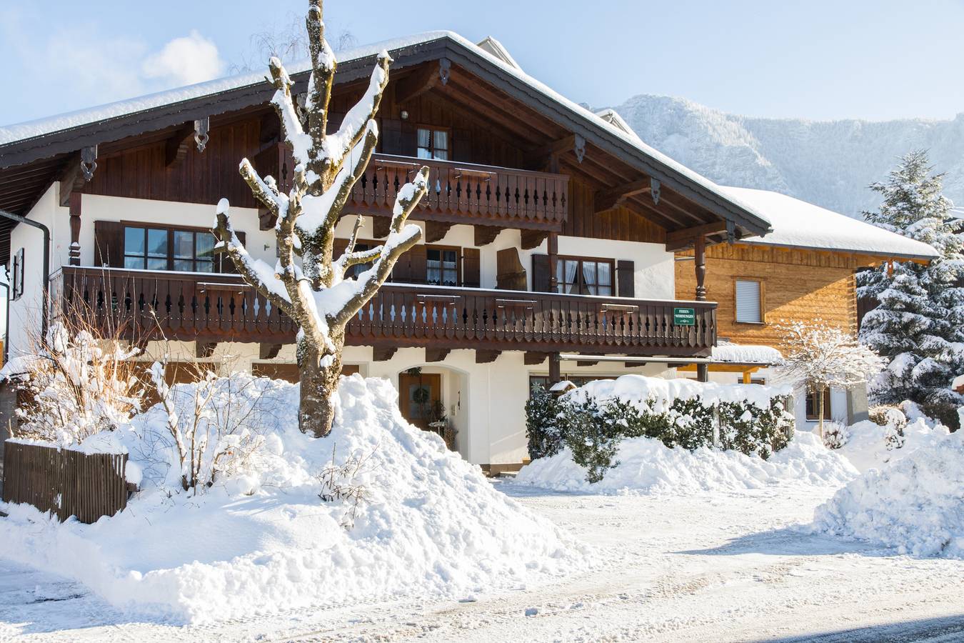 Ganze Ferienwohnung, Beim Bretzner - Chiemgau Karte - Dachgeschosswohnung Falkensee bis 4 Personen, 60 qm, 2 Schlafzimmer, Balkon, Tv in Inzell, Bayerische Alpen
