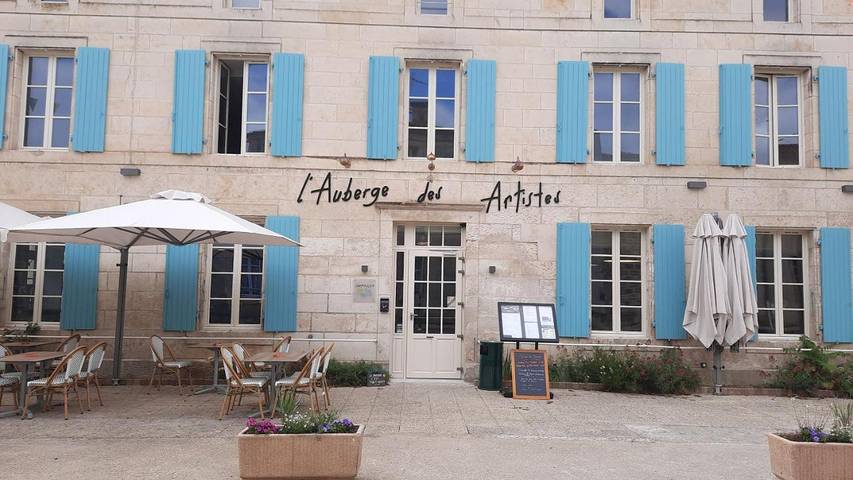 Hôtel pour 4 personnes, avec Terrasse et Jardin à Nieul-sur-l'Autise