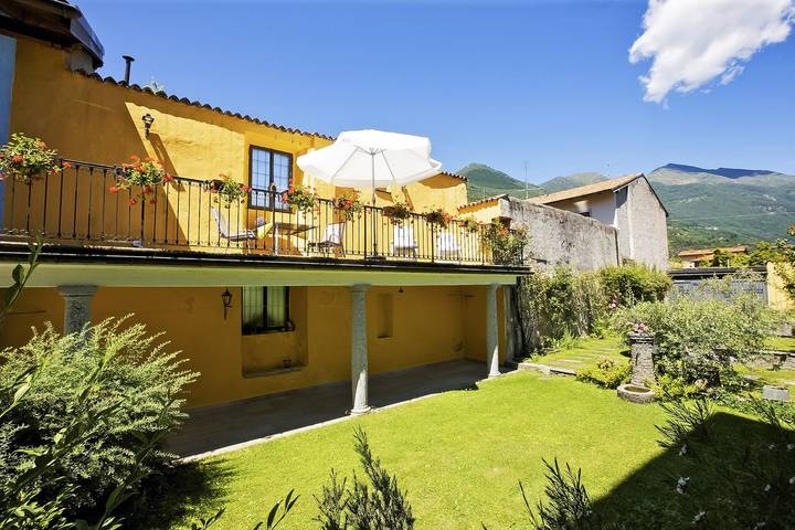 Ferienhaus für 2 Personen, mit Balkon und Ausblick sowie Garten - 1