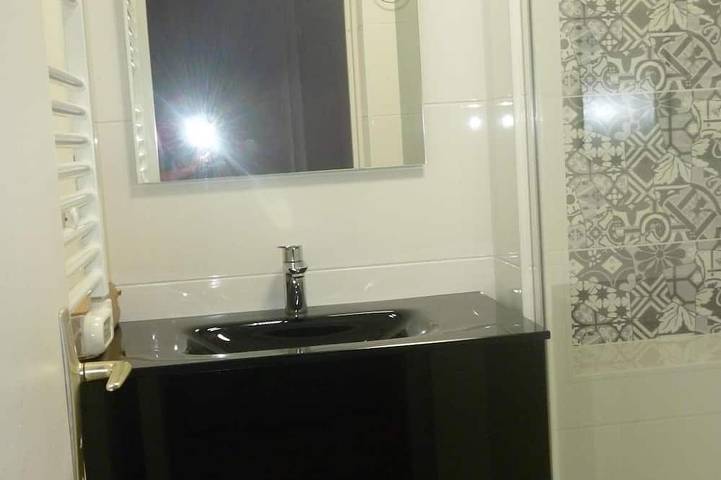 Gîte pour 2 personnes, avec piscine et terrasse dans Plage de l'Ecluse - 3