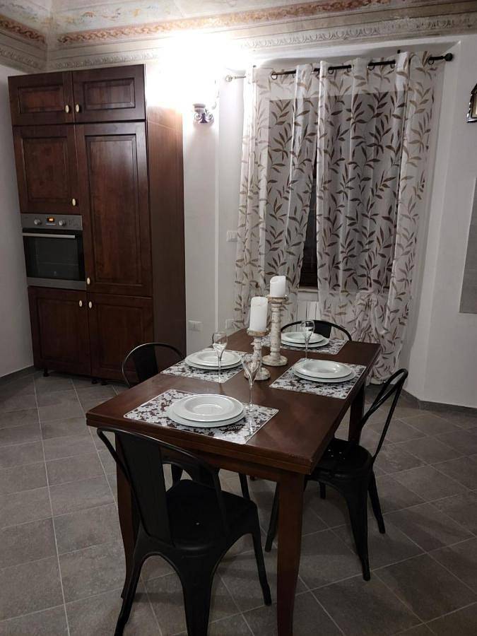 Gîte pour 4 personnes, avec jardin à Novare - 3