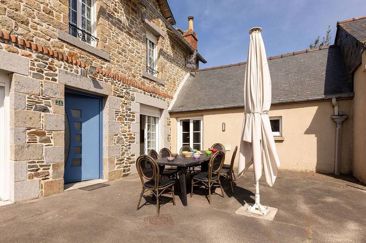 Holiday home for 10 people - 1