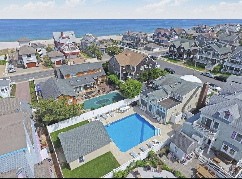 Newly Renovated Bay Head Family Escape Steps to Quiet Beach with Pool in Bay Head, Ocean County