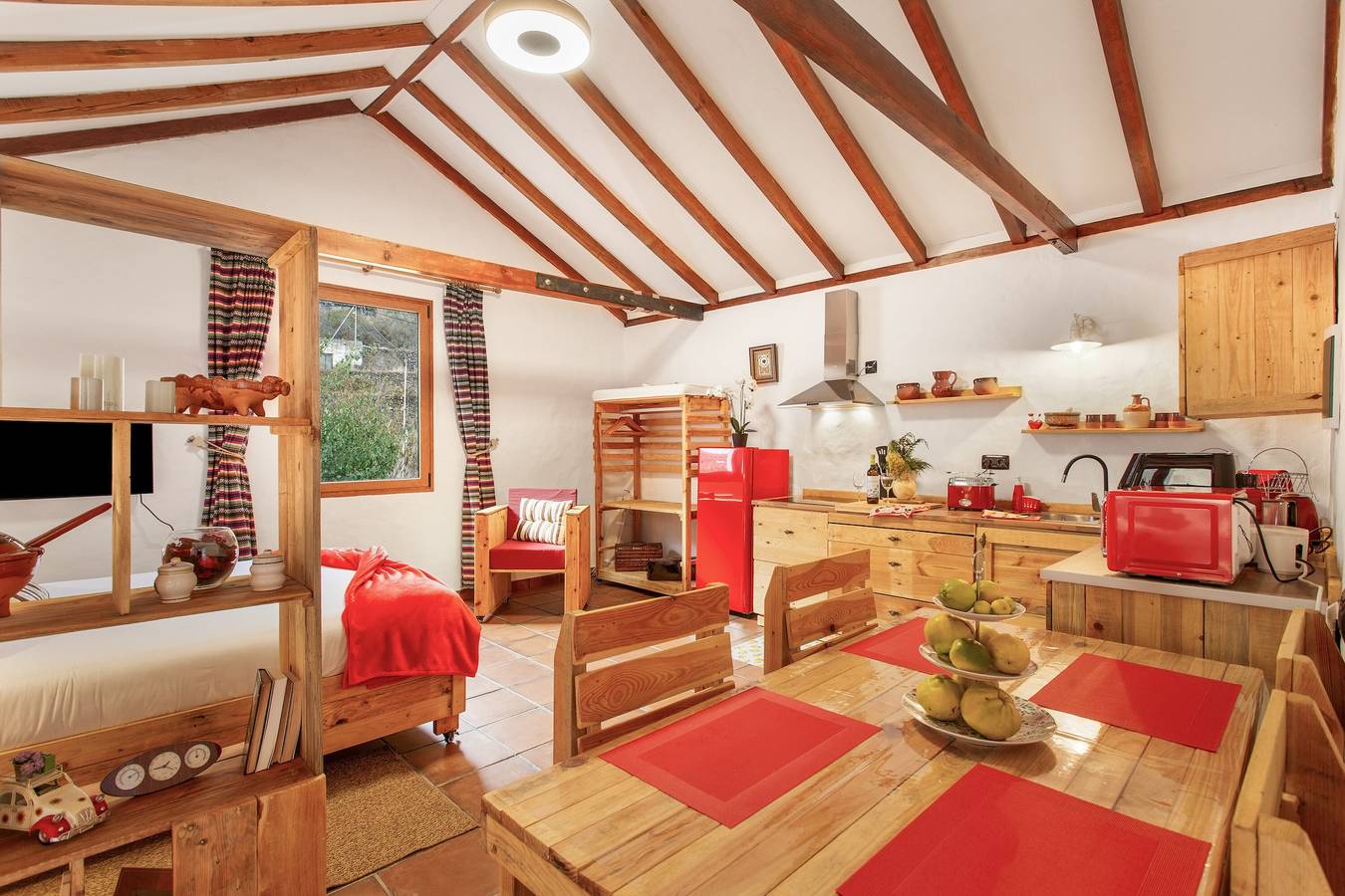 Appartement entier, Appartement de vacances « Casa Rural Ruta Del Tajinaste Azul » avec vue mer, Wi-Fi et climatisation in El Rincón, Valsequillo de Gran Canaria