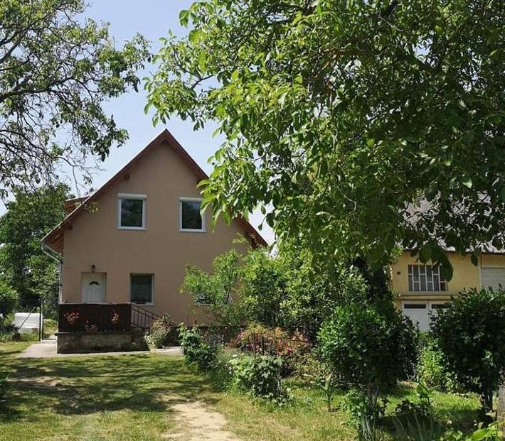 Ferienwohnung für 4 Personen, mit Terrasse und Garten - 1