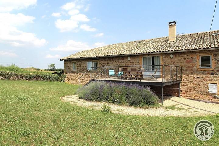 Gîte du Pré Carra in Montmelas-Saint-Sorlin, Beaujolais