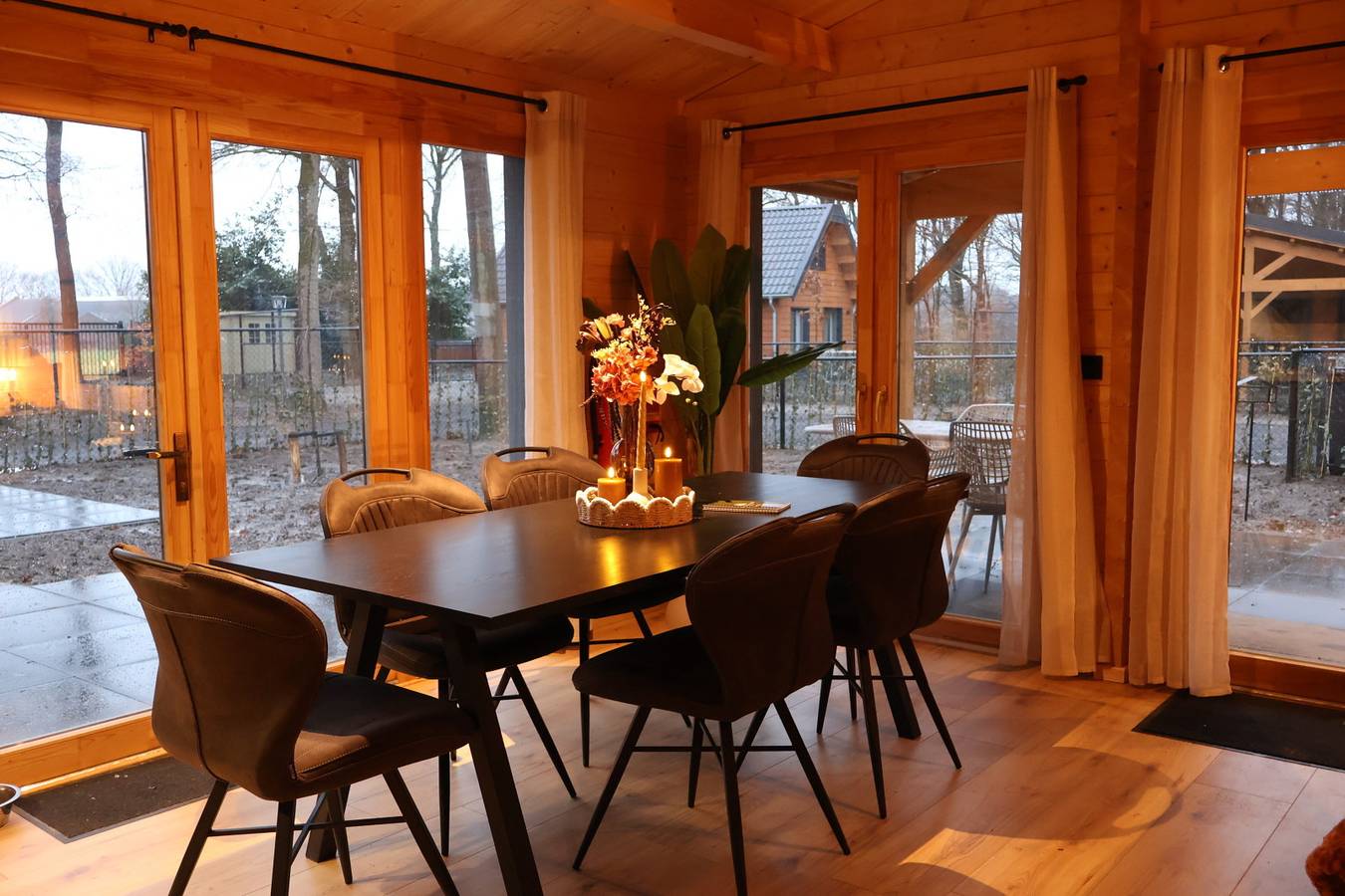 Bungalow für 6 Personen mit Garten in Nationalpark De Groote Peel