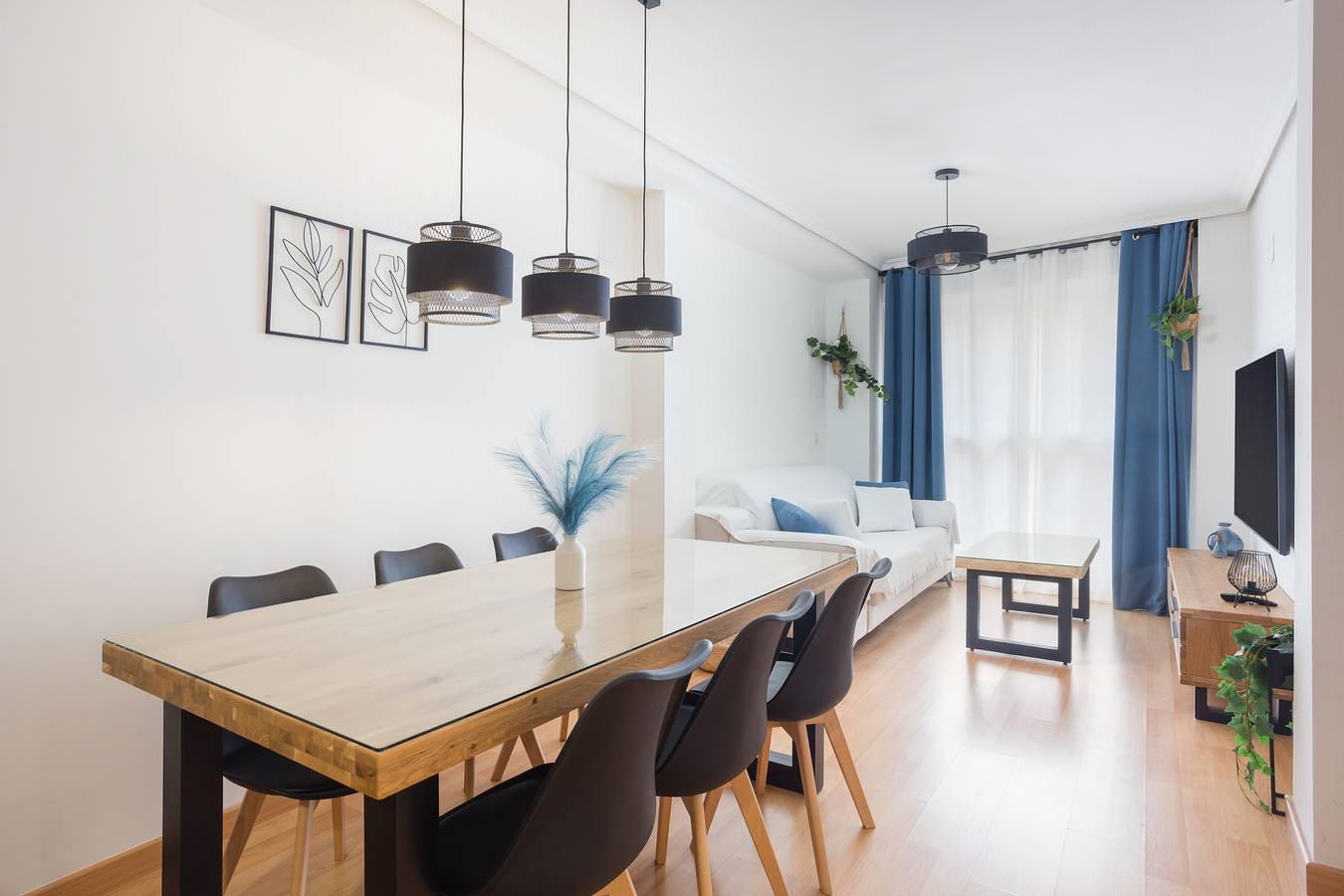 Apartamento entero, Apartamento 'Mestre Denia Centro' con Wi-Fi y aire acondicionado in Dénia, Costa Blanca