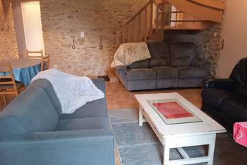 Location de vacances pour 15 personnes à La Jaille-Yvon