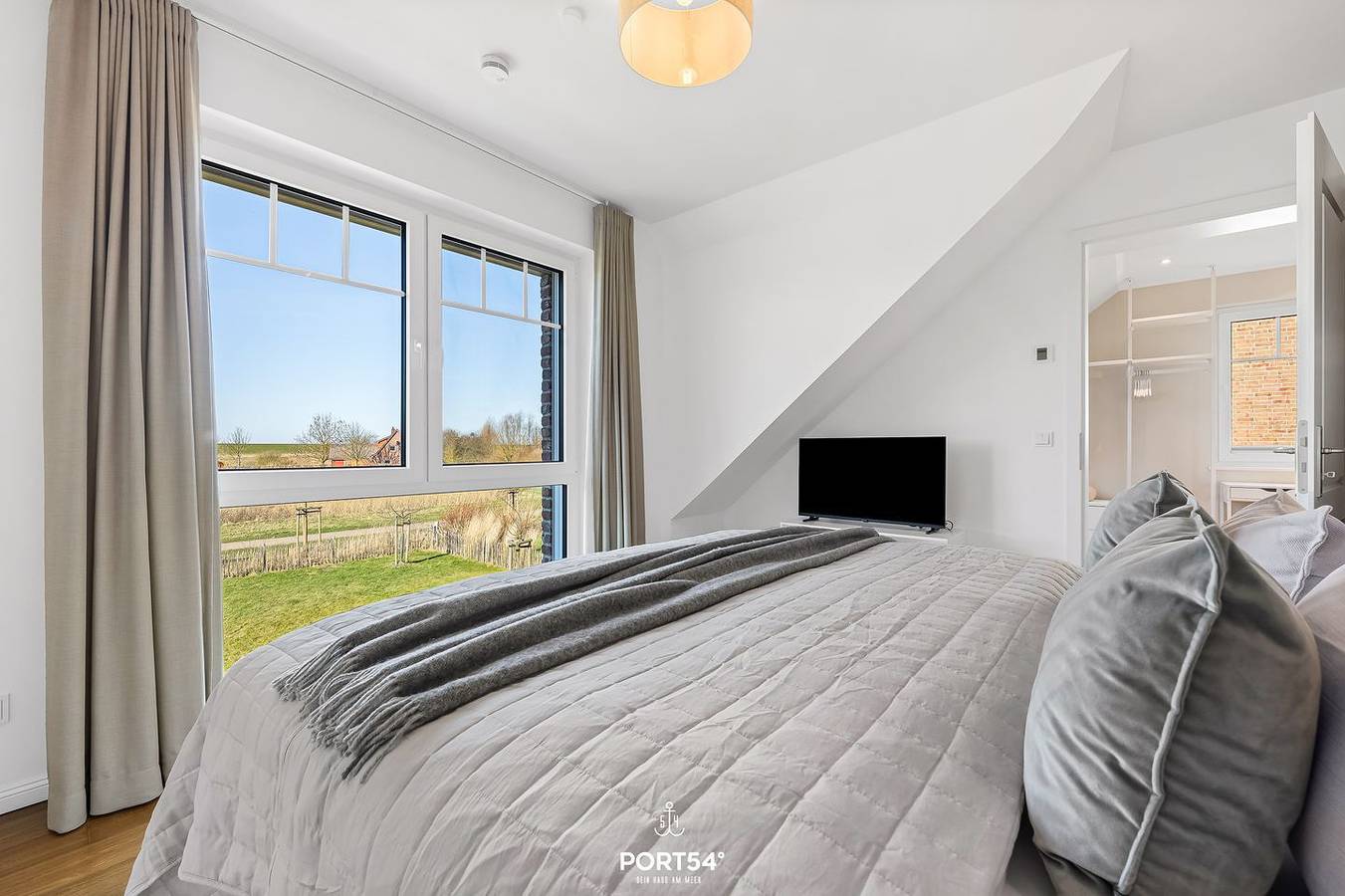 Deichvilla Weitblick – Exklusiver Neubau mit freiem Blick auf den Deich in Büsum, Nordseeküste