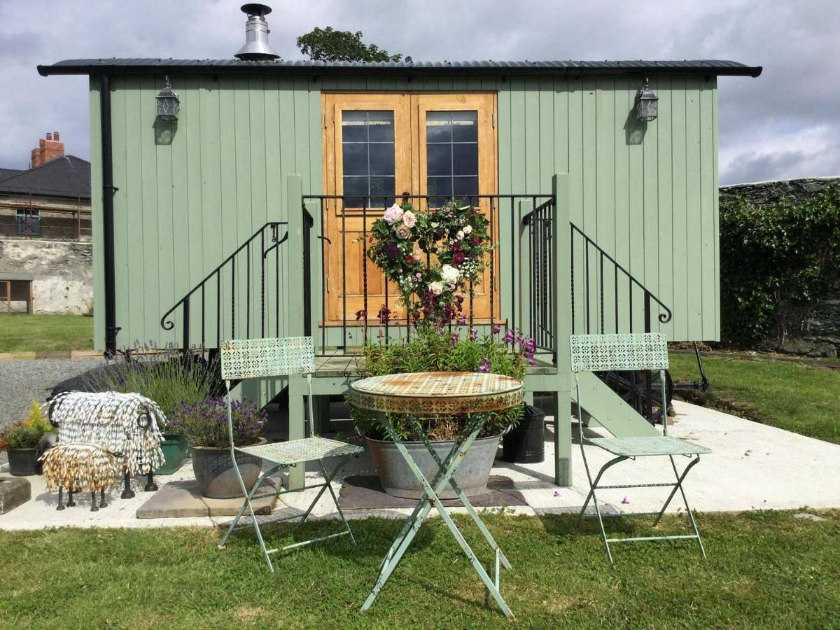 Shepherd's Hut in Isle of Anglesey