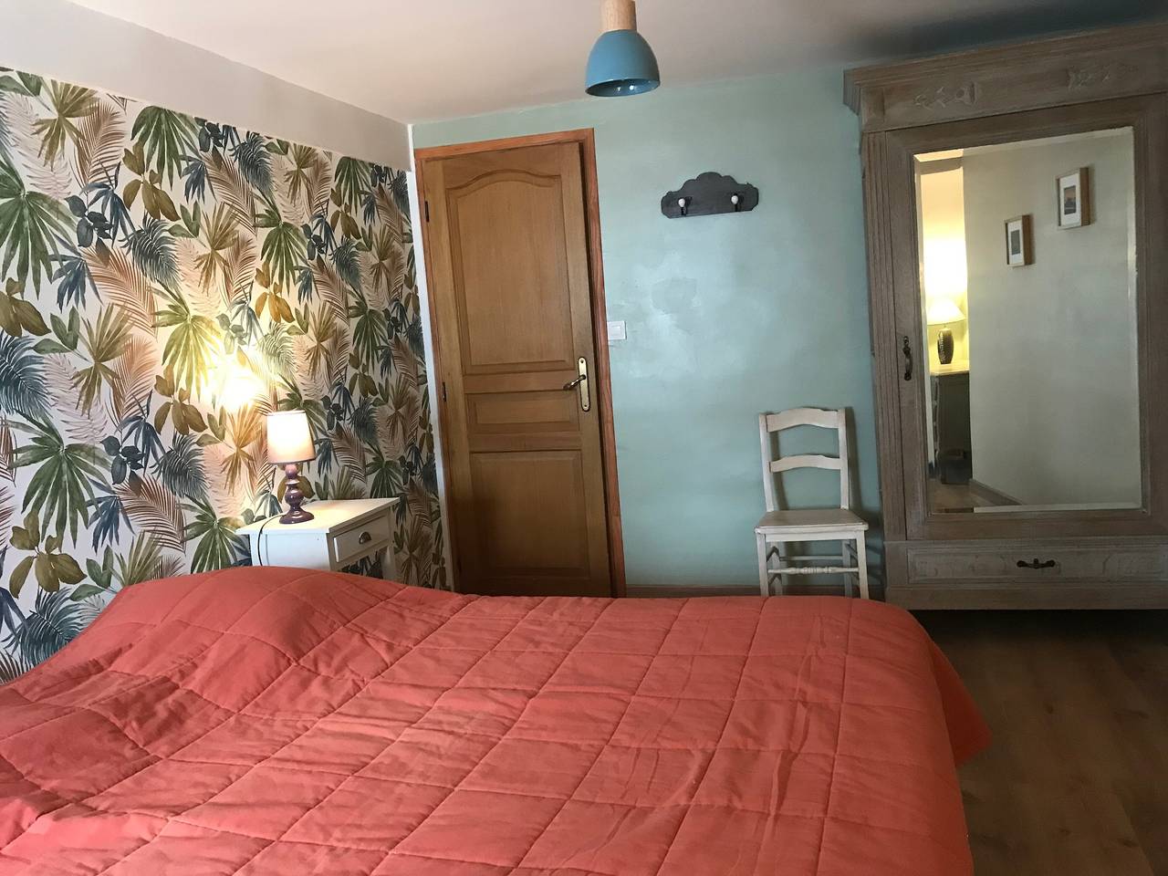 Casa de vacaciones 'Maison Familiale Proche Mer' con terraza privada y Wi-Fi in Boulogne-sur-Mer, Boulogne-sur-Mer region