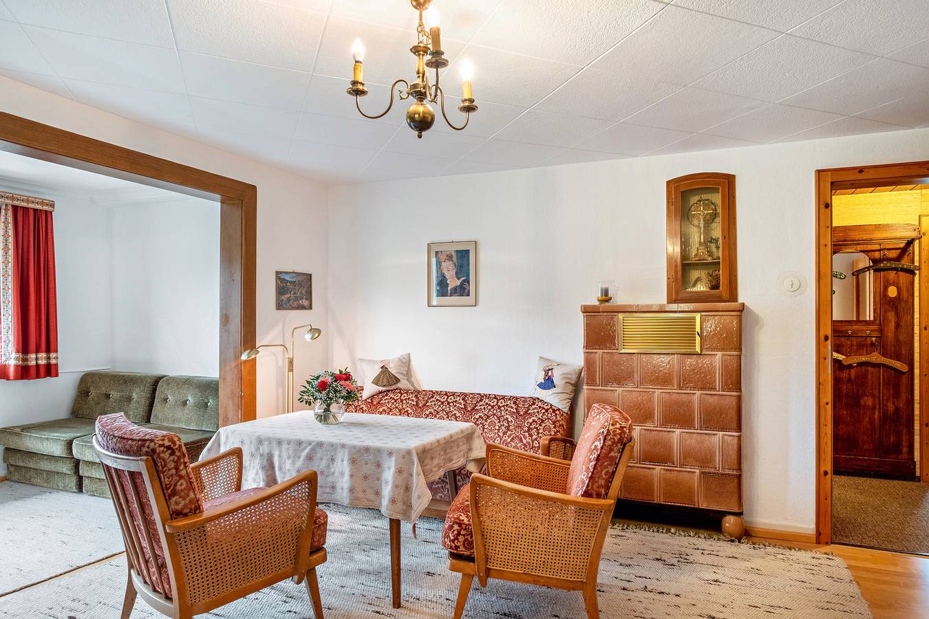 Entire apartment, Apartment 'Hüsli' with Mountain View, Shared Terrace and Wi-Fi in Suedlicher Schwarzwald, Titisee-Neustadt