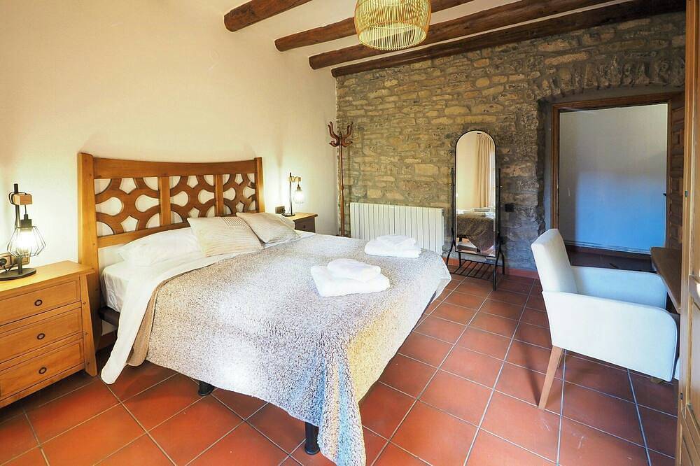 Acogedora casa de piedra del Pirineo aragonés in Boltaña, Pirineo Aragonés