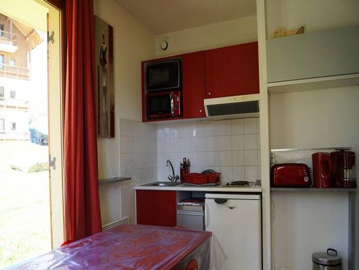 Gîte pour 4 personnes, avec piscine, adapté aux familles dans Col De La Croix De Fer - 4