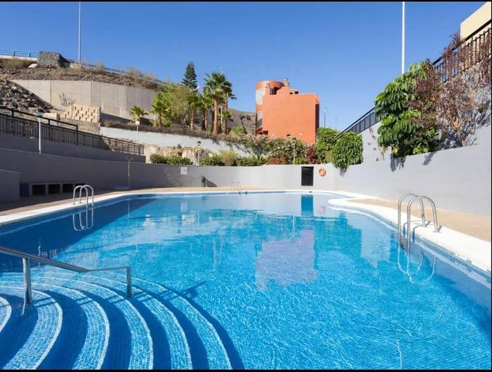 Apartamento de vacaciones para 4 personas, con terraza y piscina - 1