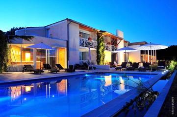 Hôtel pour 2 personnes, avec jardin ainsi que jacuzzi et piscine à Trizay