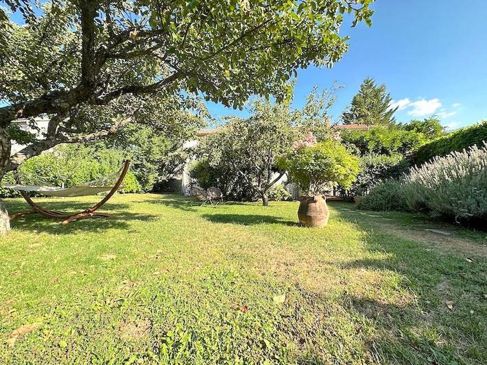 Maison d’hôte pour 2 personnes, avec Terrasse ainsi que Jardin et Vue