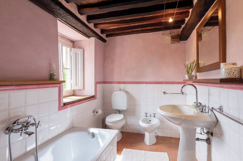 Charmantes, toskanisches Bauernhaus/Villa mit Pool, idyllische Lage nahe Lucca in Pescaglia, Lucca Provinz