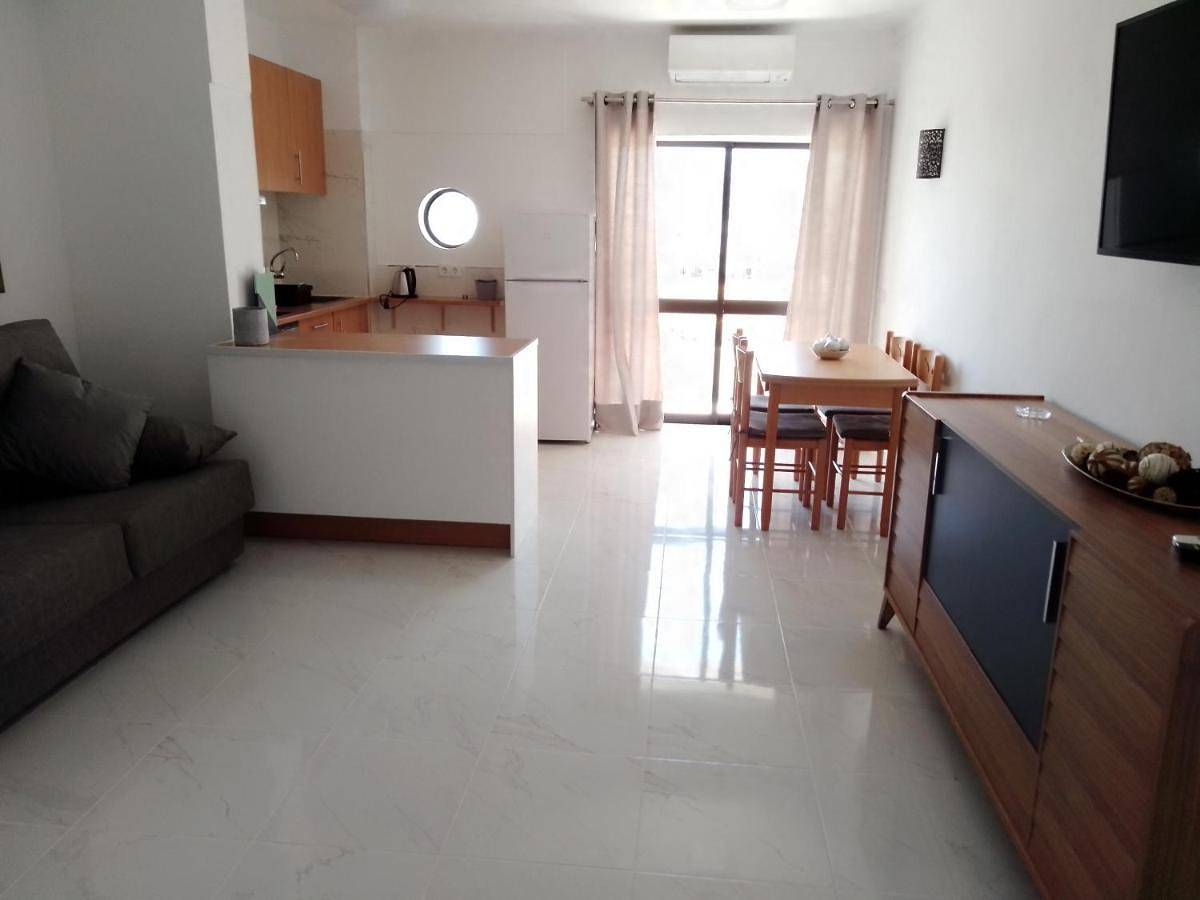 Apartamento inteiro, One-Bedroom Apartment in Albufeira, Albufeira e Olhos de Água