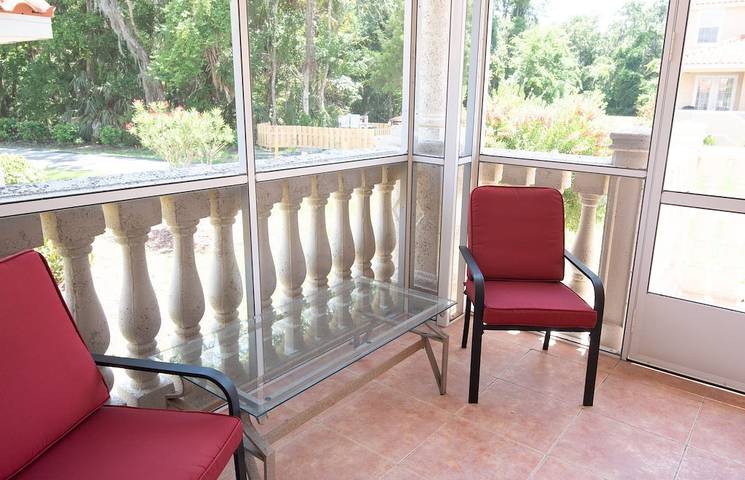 Vacation rental for 8 people, with yard and pool in Homosassa