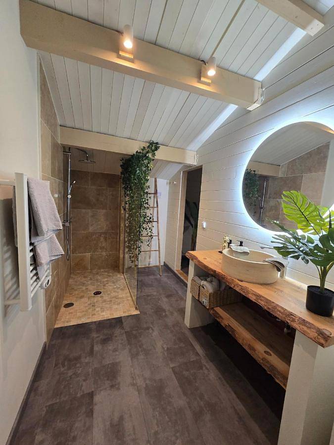 Chalet exotique "Bali" avec sauna in Massongy, Région de Thonon-les-Bains