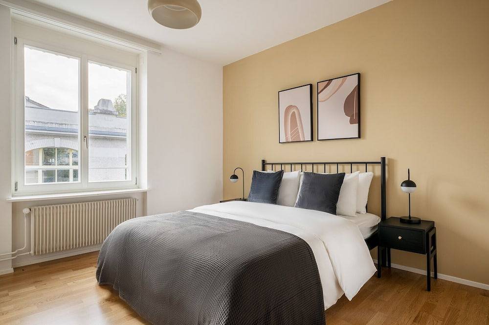 Ganze Wohnung, Bright Horgen 2.5 Room w/ Storage, 3 min to Market, by Blueground in Horgen, Kanton Zürich