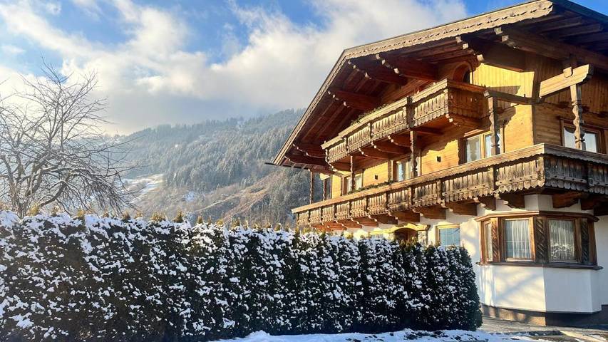 Ferienwohnung für 10 Personen, mit Garten und Ausblick in Zell am Ziller - 2