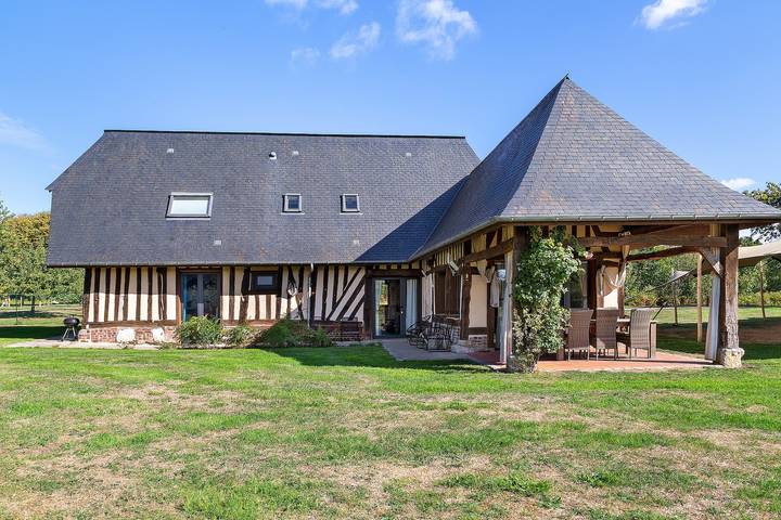 Gîte pour 10 personnes, avec Jardin
