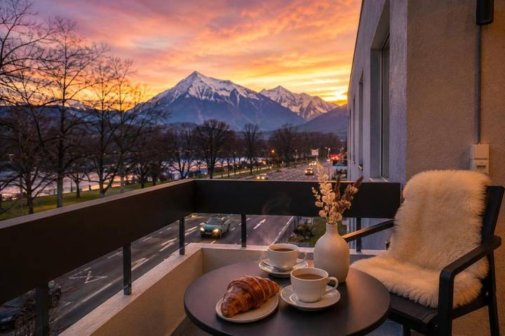 Gîte pour 3 personnes, avec Balcon et Terrasse ainsi que Vue sur le lac et Vue à Thun
