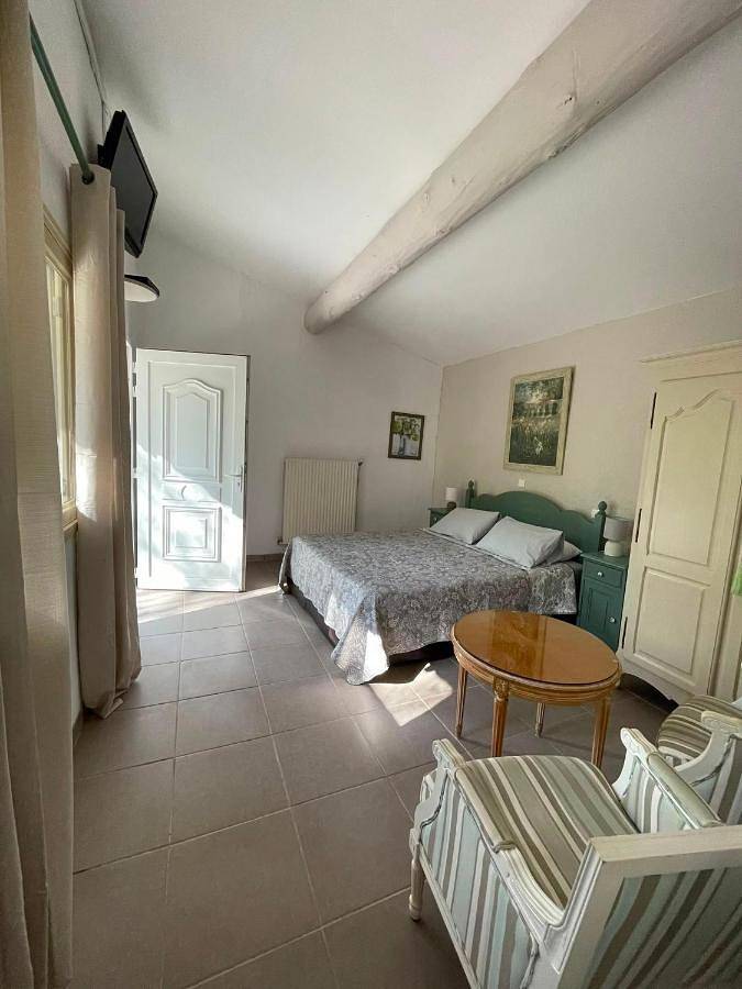 Chambre d’hôte pour 2 personnes, avec Terrasse ainsi que Jardin et Vue