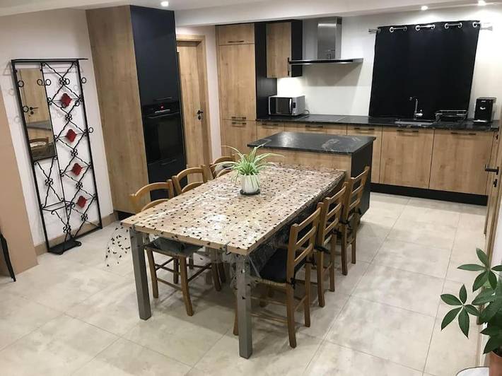 Gîte pour 6 personnes, avec jardin à Ebersheim