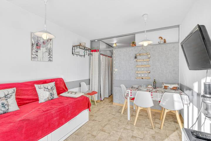 Appartement entier, Appartement 'Superdévoluy Les Issarts' avec vue montagne, balcon et Wi-Fi in Saint-Étienne-en-Dévoluy, Le Dévoluy