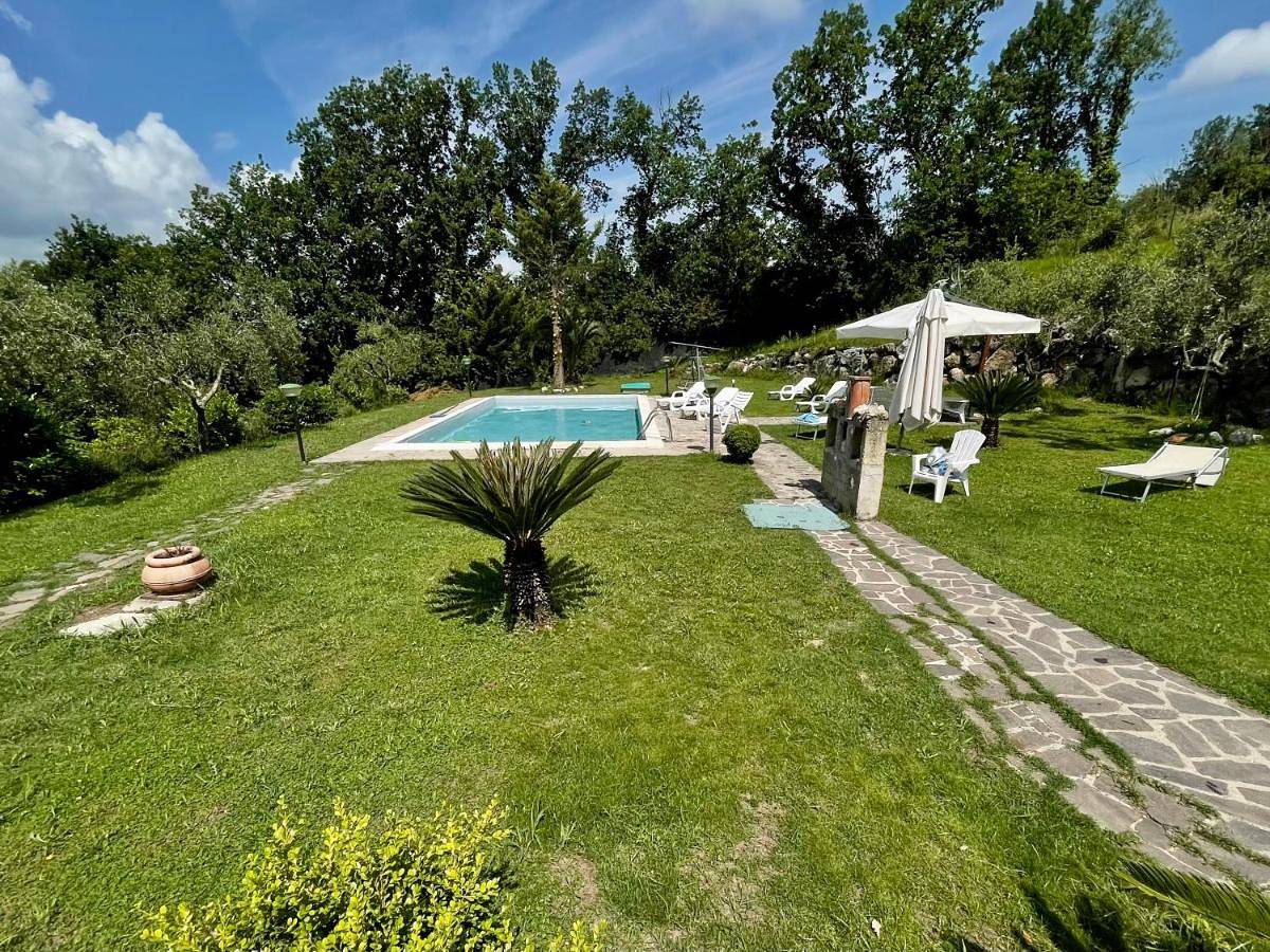 Villa with Private Pool in Sant'Agata de' Goti, Provincia di Benevento