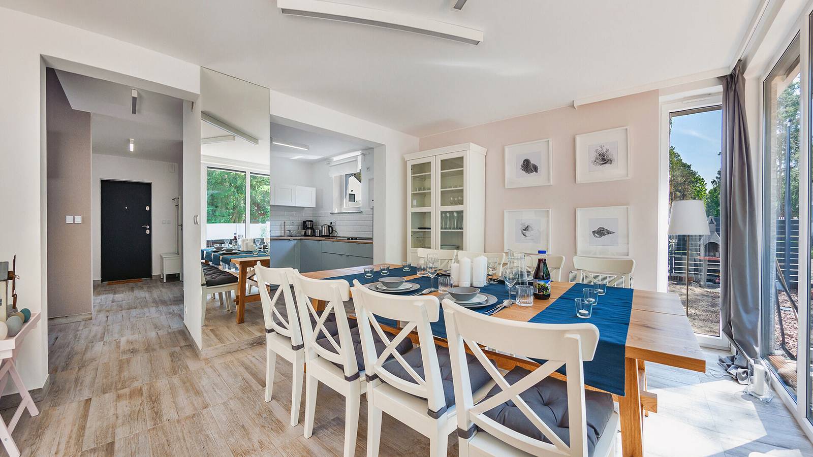 Cały apartament wypoczynkowy, Apartament wakacyjny dla 10 osób z taras in Łukęcin, Morze Bałtyckie