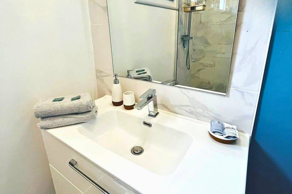 Appartement entier, Bel appartement à proximité des commerces in Saint-Brieuc, Côte de Goëlo