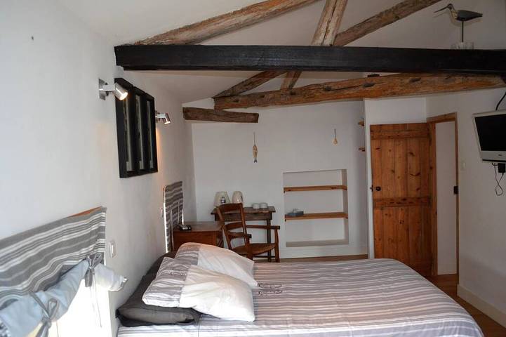 Location de vacances pour 3 personnes, avec terrasse à La Flotte - 2