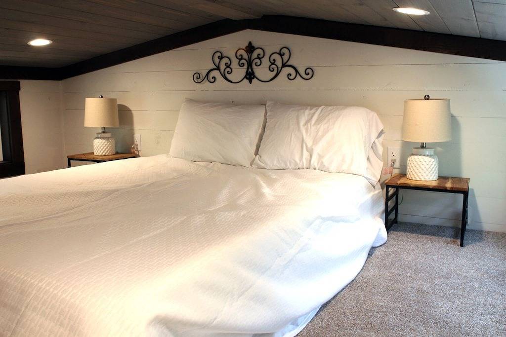 Mountain Top Mini Home at The Retreat at Deer Lick Falls in Grundy County