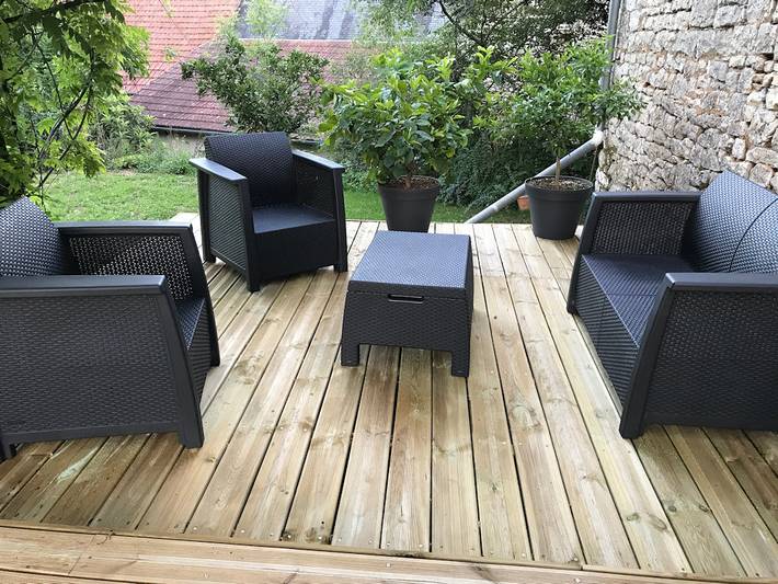 Location de vacances pour 2 personnes, avec piscine et terrasse dans le Lot - 4