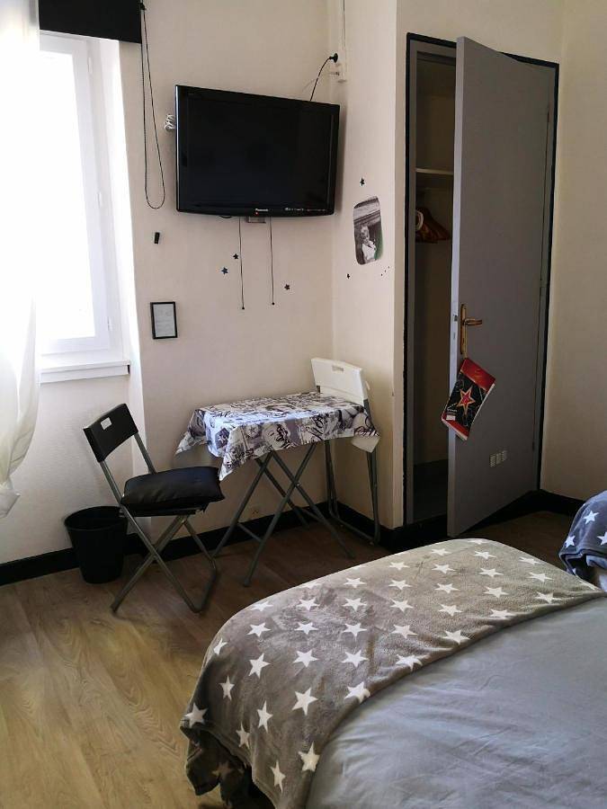 Hôtel pour 3 personnes, avec jardin et vue, animaux acceptés à Marseillette - 3