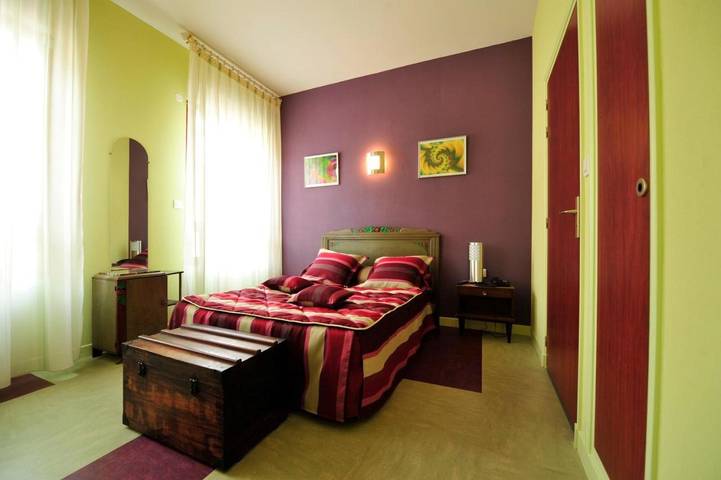 Hôtel pour 2 personnes, avec terrasse ainsi que vue et jardin à Bar-le-Duc - 4