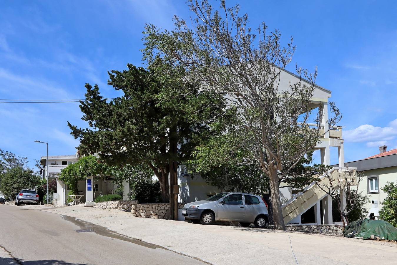 Entire apartment, Two bedroom apartment with terrace and sea view Pag A-18325-d in Pag Town, Pag Island