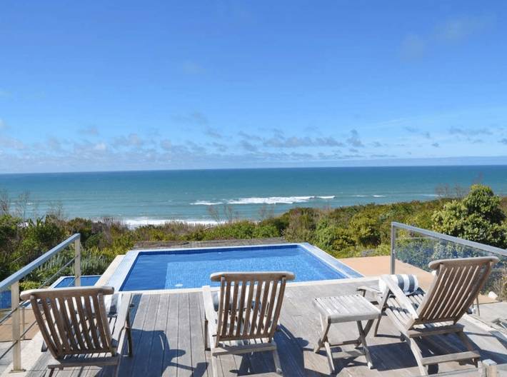 Casa de vacaciones para 22 personas, con Balcón además de Jardín y Piscina en Costa de Lisboa
