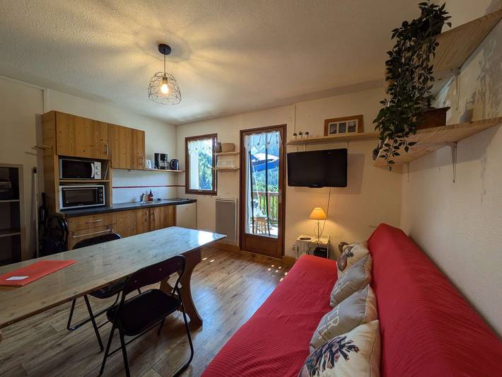 Location de vacances pour 4 personnes, avec Balcon et Terrasse dans Arêches