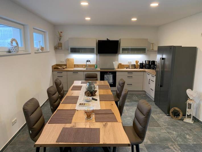 Ferienhaus für 8 Personen, mit Ausblick und Garten - 1