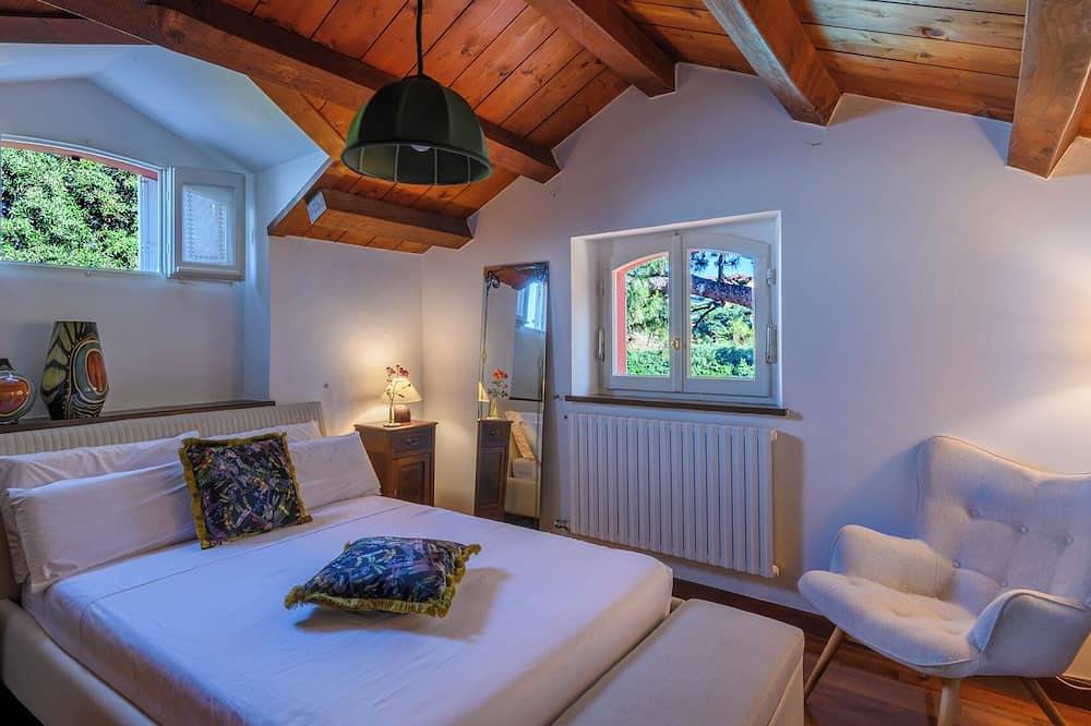 Villa Fiola 8, Emma Villas in Ancona, Riviera del Conero