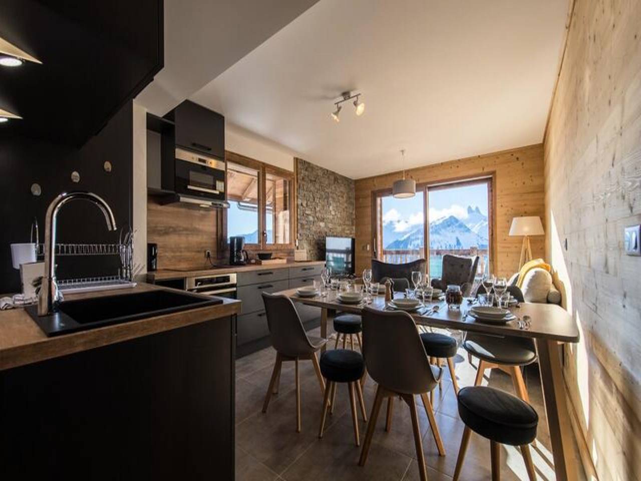 Ganze Wohnung, Wunderschönes Duplex an der Piste, Panoramablick in La Toussuire, Fontcouverte-la-Toussuire