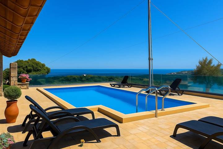 Feriehus for 5 personer, med balkong og hage, barnevennlig i Platanias Kommune