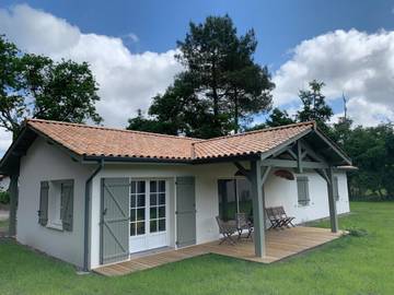 Cottage pour 7 personnes, avec jardin et vue, animaux acceptés à Liposthey